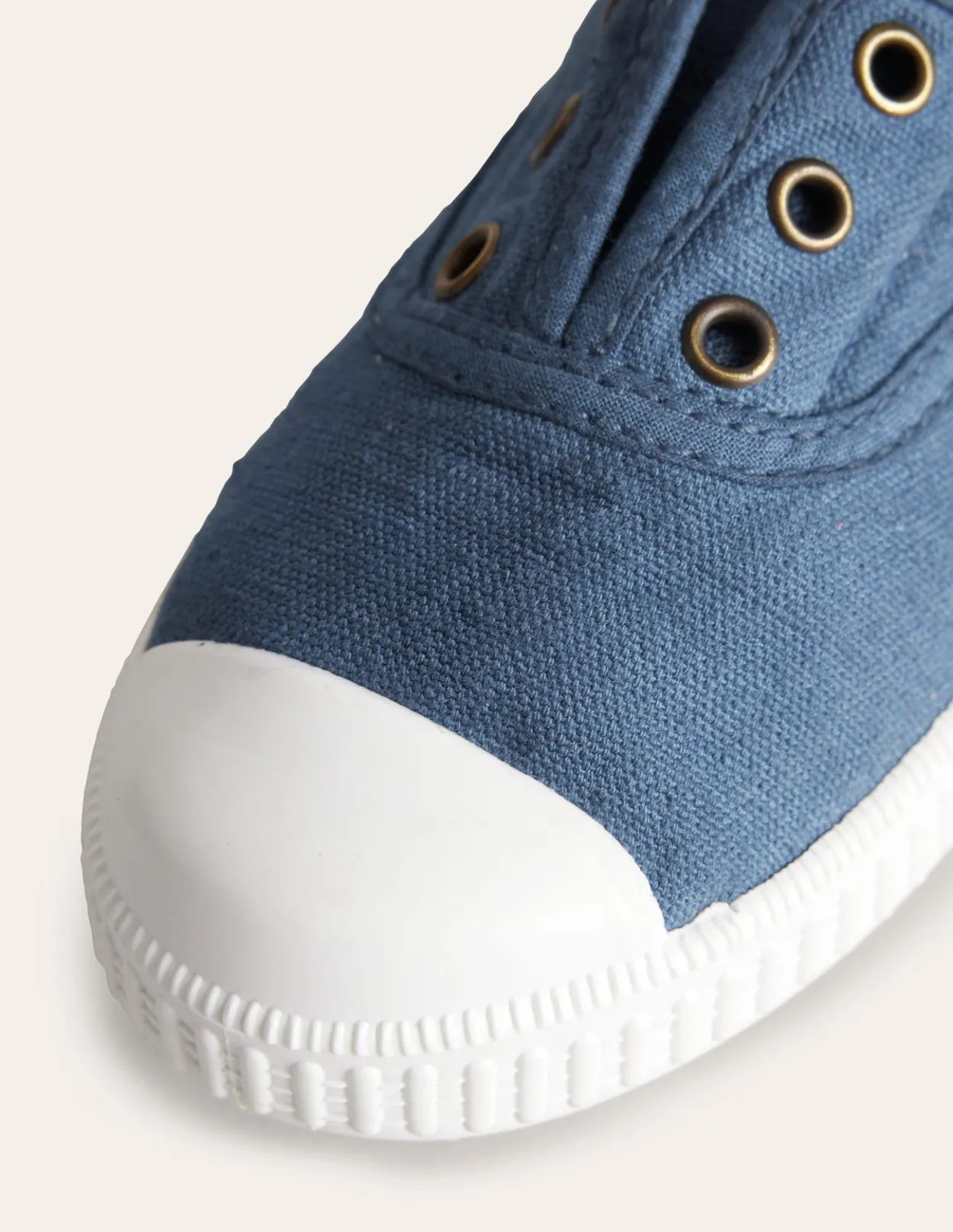 Discount Laceless Canvas Pull-Ons Girls Essentials